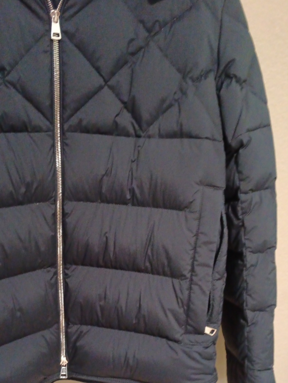 Moncler Cecaud Giubbotto Quilted Down Jacket - Picture 9 of 16